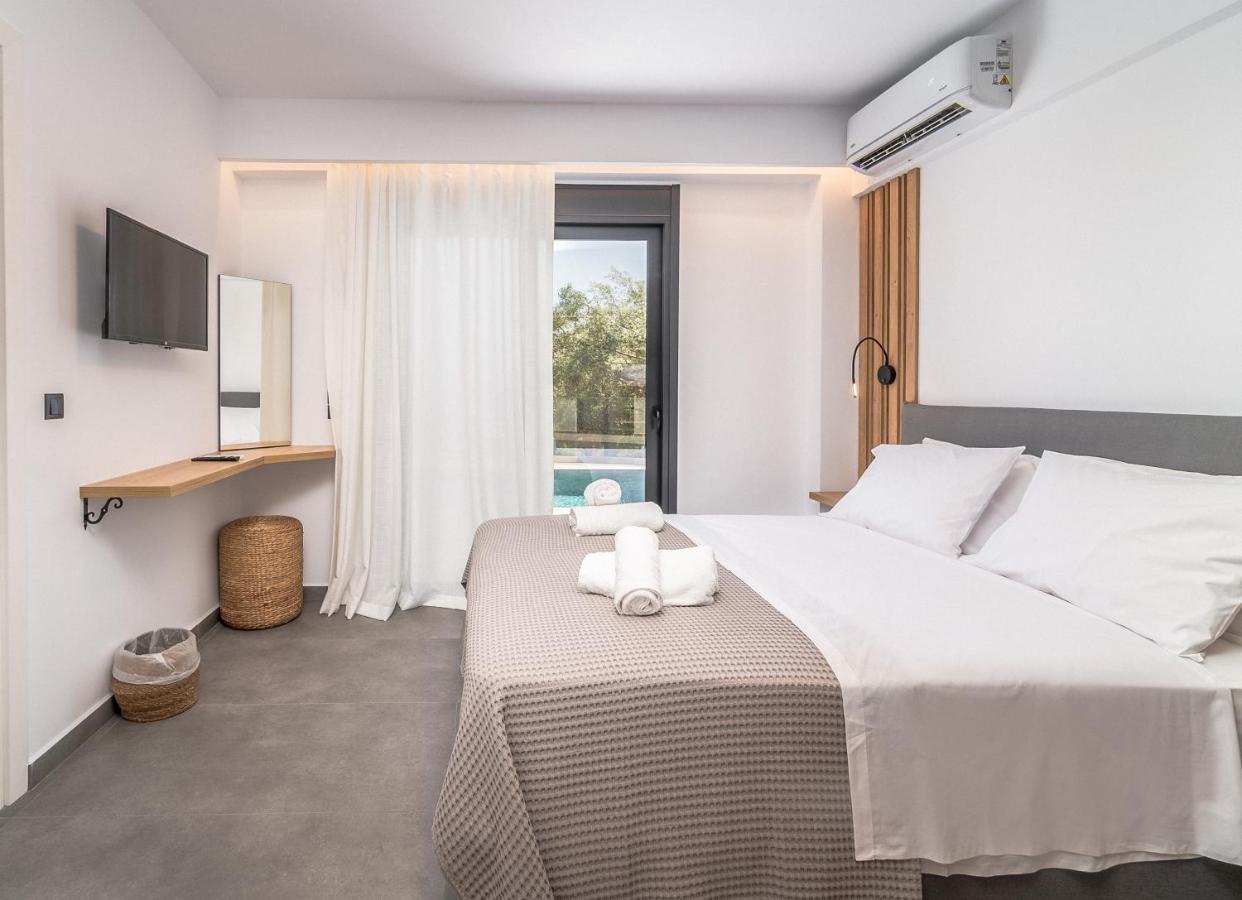 Nemesis Luxury Villas Apolpaina Bagian luar foto