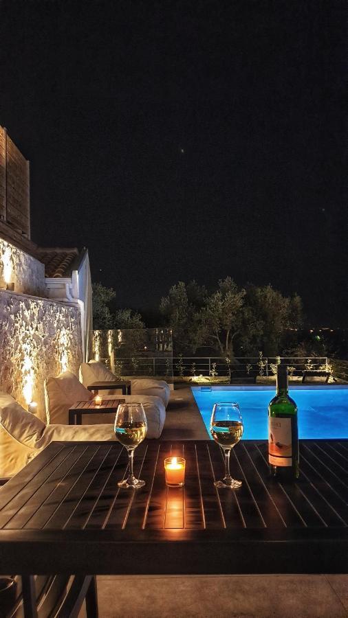 Nemesis Luxury Villas Apolpaina Bagian luar foto