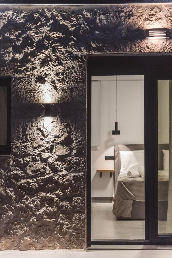 Nemesis Luxury Villas Apolpaina Bagian luar foto